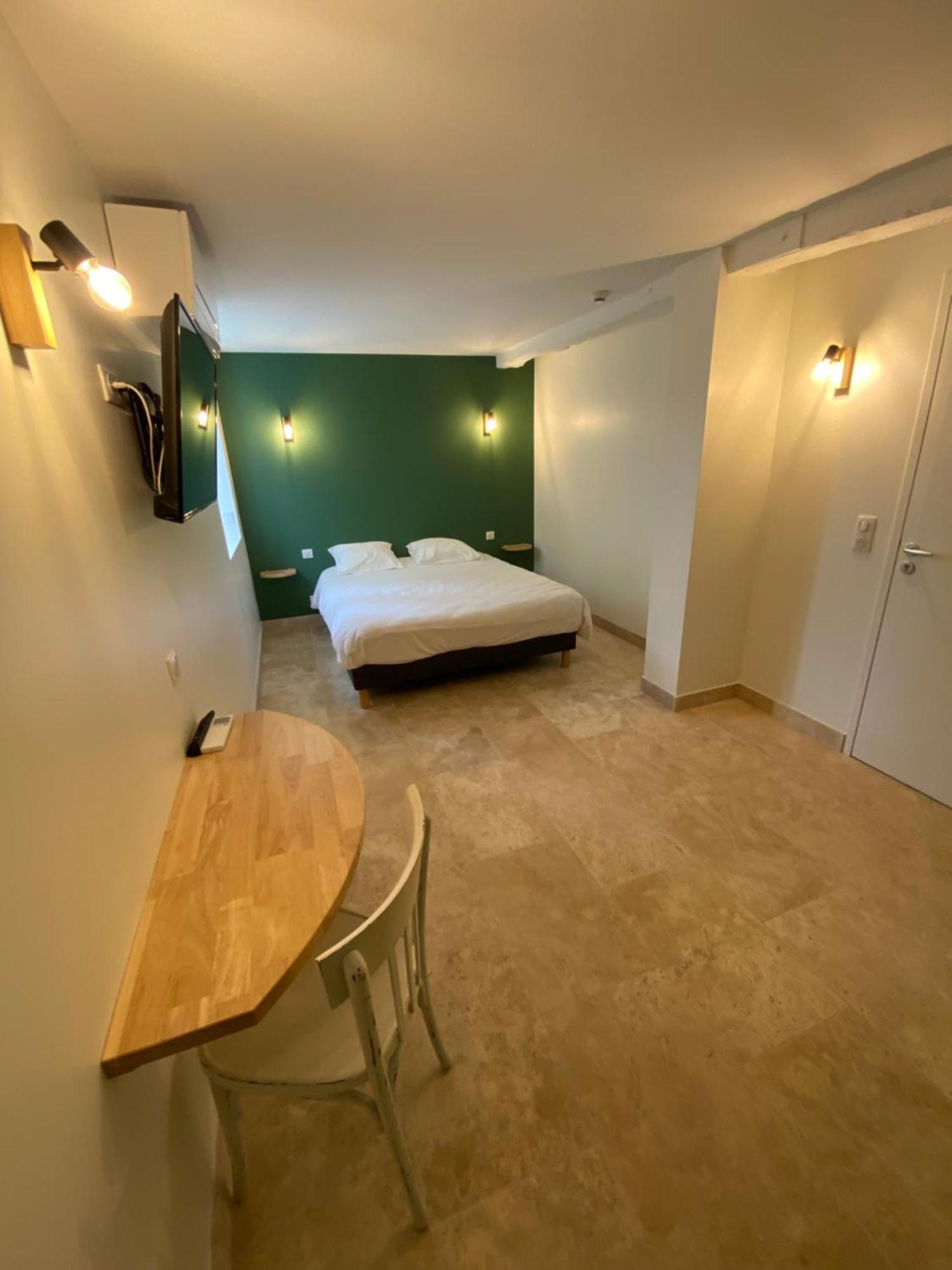 La Clef Des Champs Hotell Jugeals-Nazareth Rom bilde